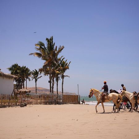 Los Almendros De Mancora Exterior photo