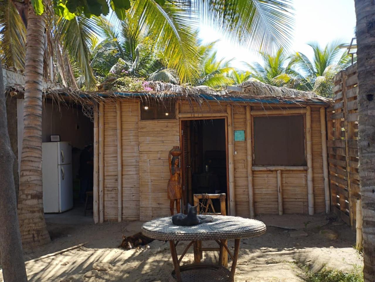 Los Almendros De Mancora Exterior photo